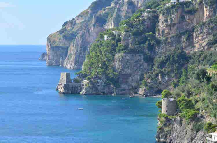 The Costiera Amalfitana Cliffside Paradise