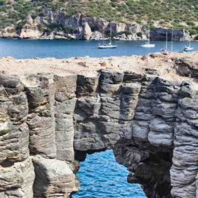 majestic-rocky-coastline