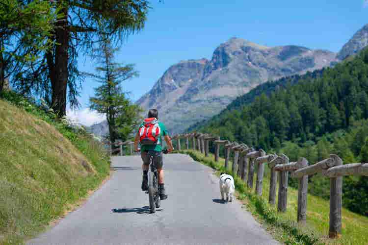 Cycling through the riviera