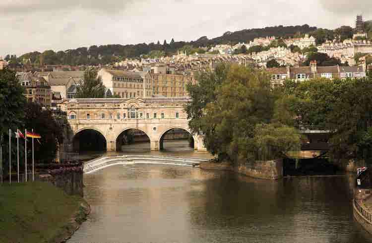 Bath – Elegance and Roman Heritage