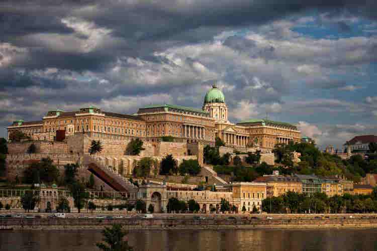 budapest-buda-castle