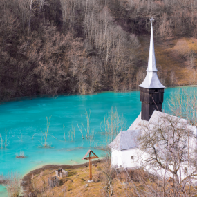 Geamăna Sunken Village